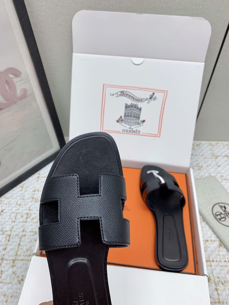 H**me5 slippers